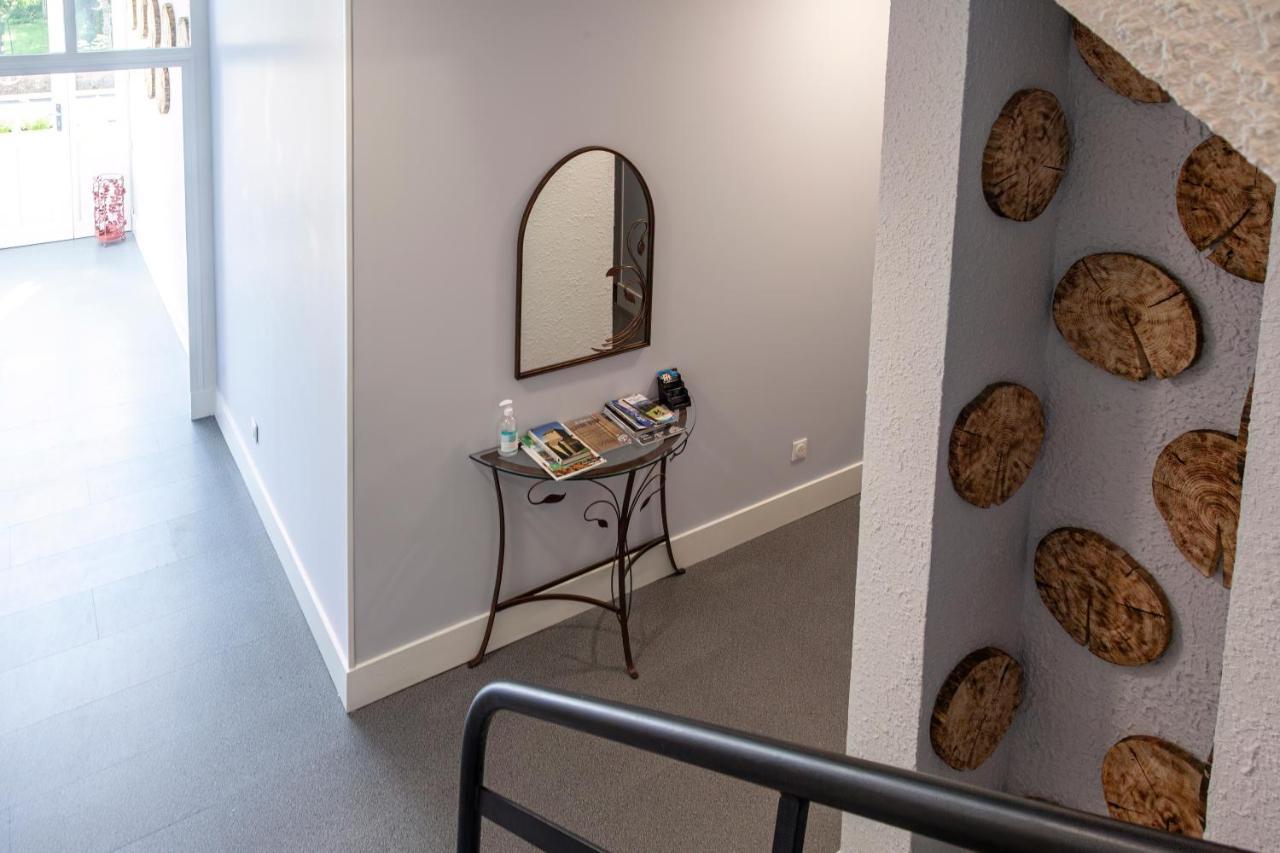 Apartamento La Batisse L'Arbre Beige Le Petit-Abergement Exterior foto