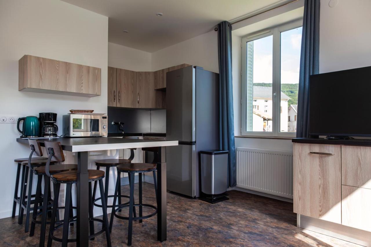 Apartamento La Batisse L'Arbre Beige Le Petit-Abergement Exterior foto